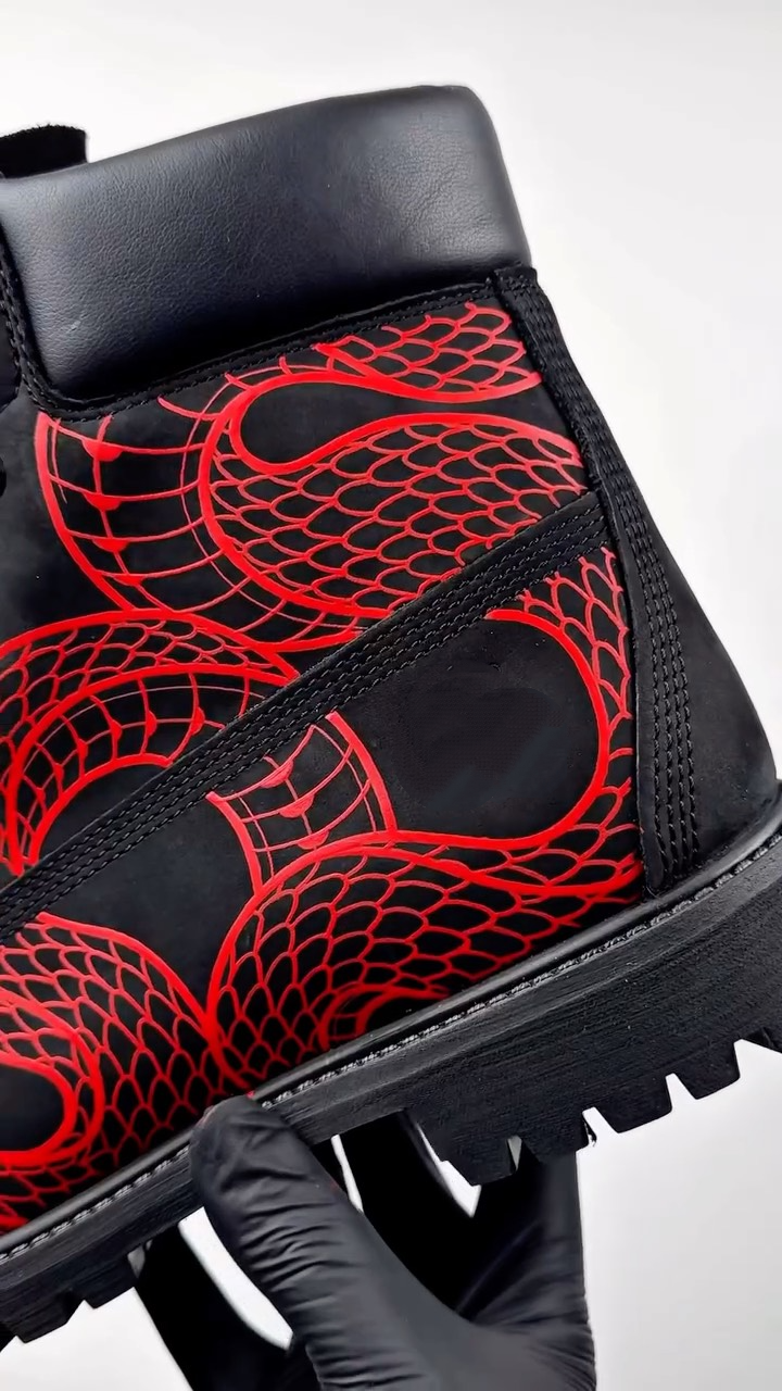RED SNAKE Boots