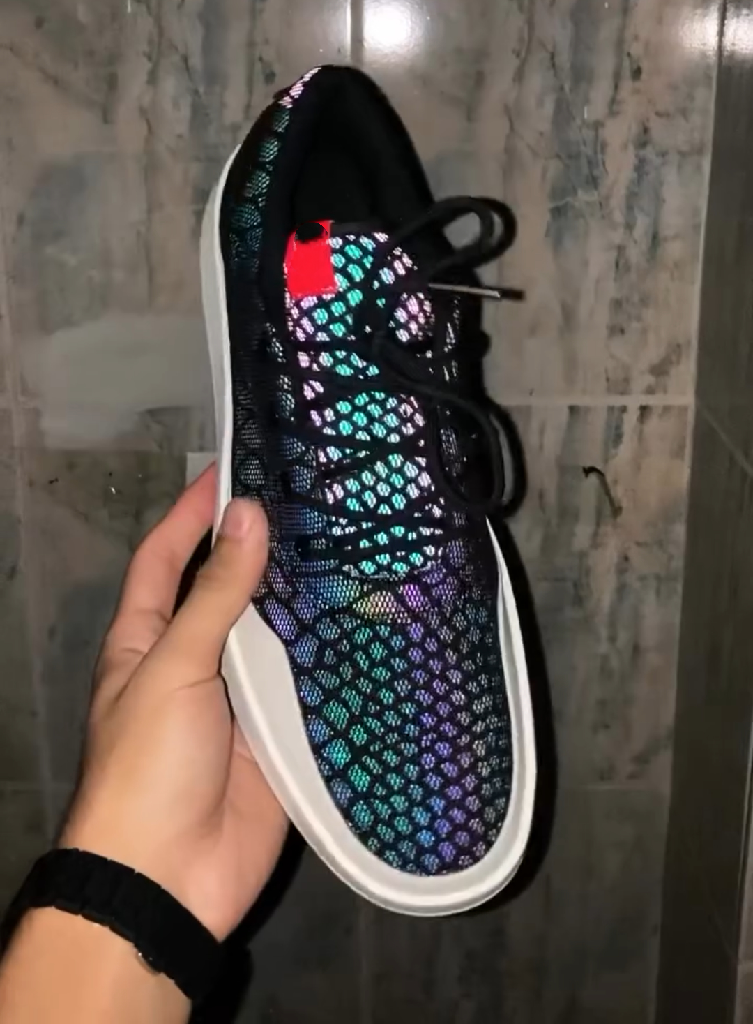 Colorful Scale Casual Shoes
