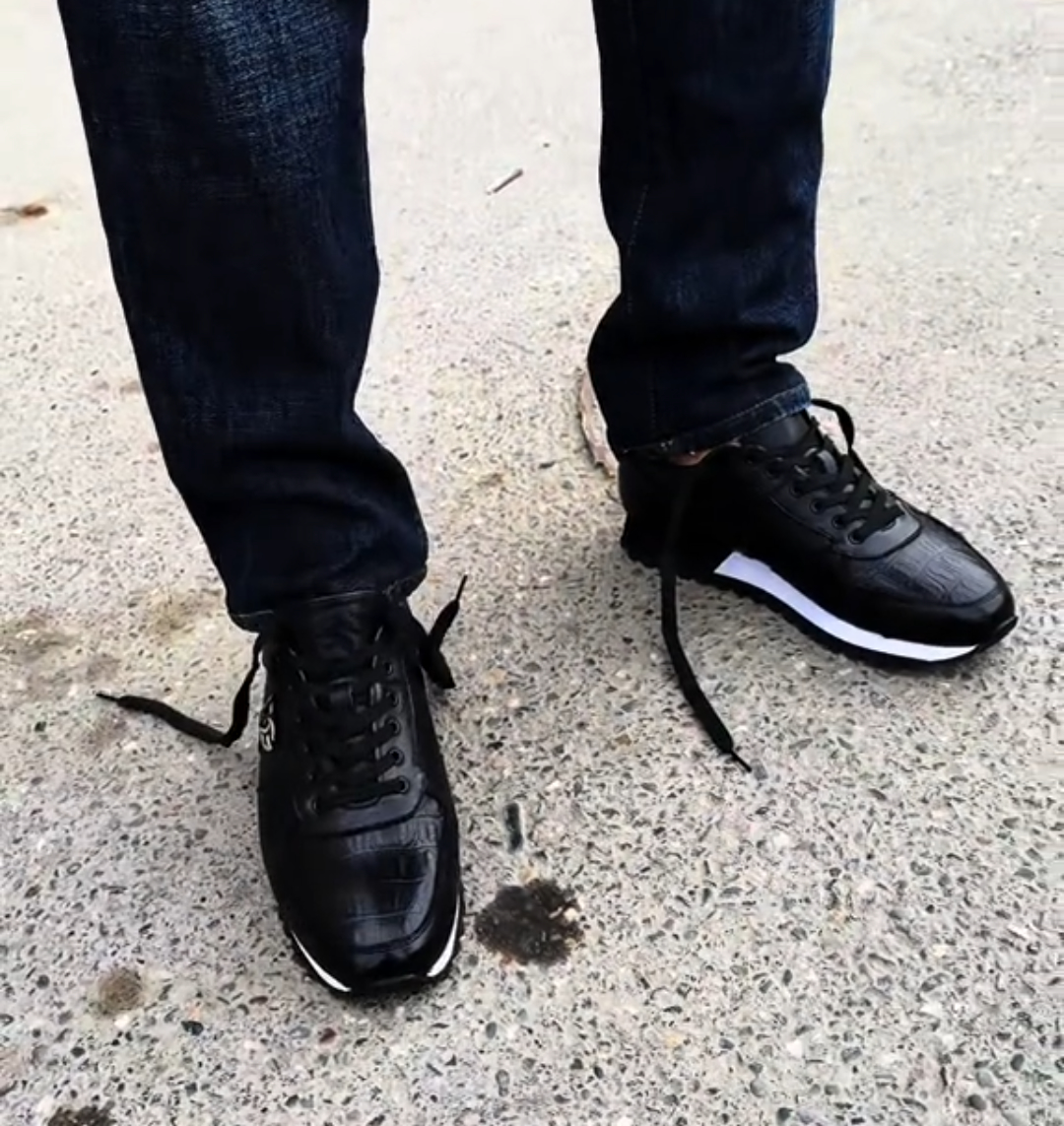 Genuine leather soft-soled casual shoes