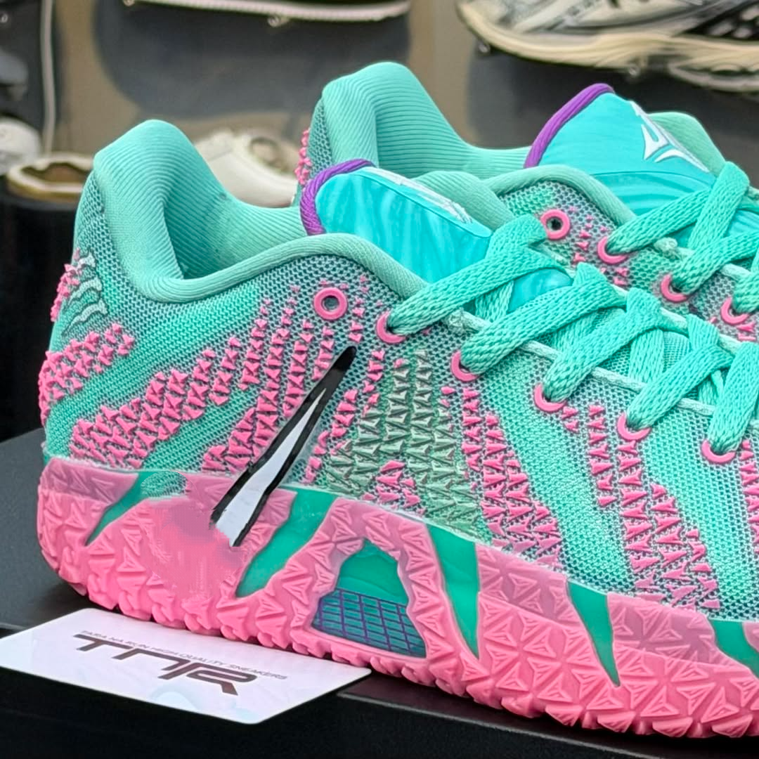 basketball shoes