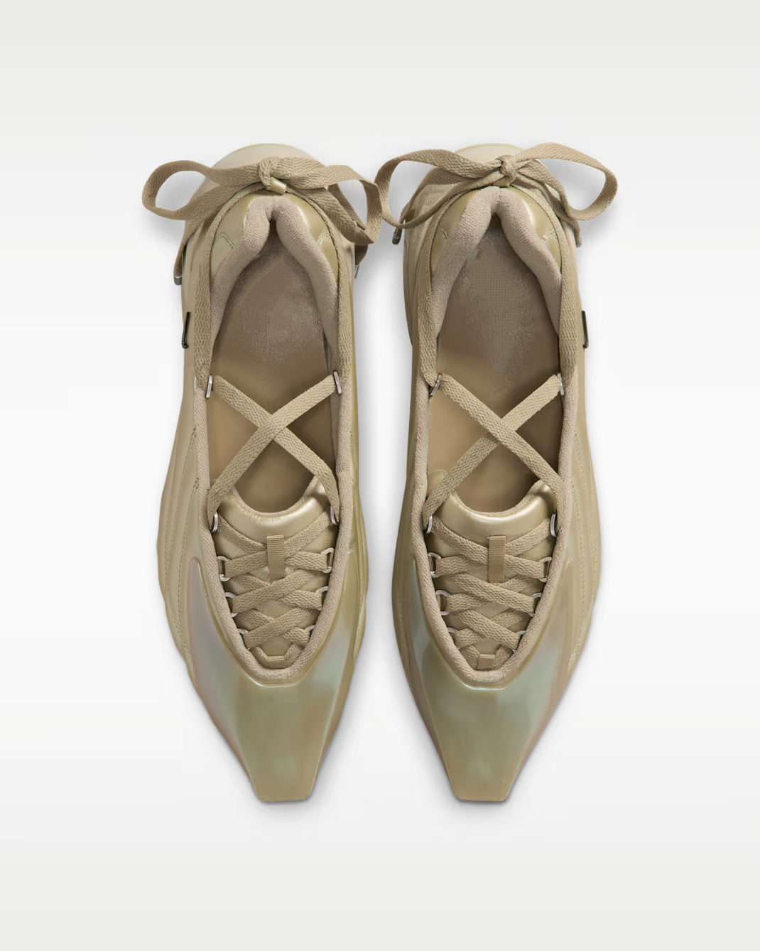 Dreamy Lace-up Sneakers