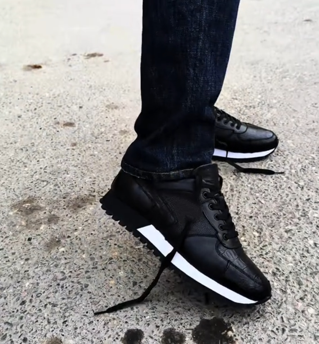 Genuine leather soft-soled casual shoes