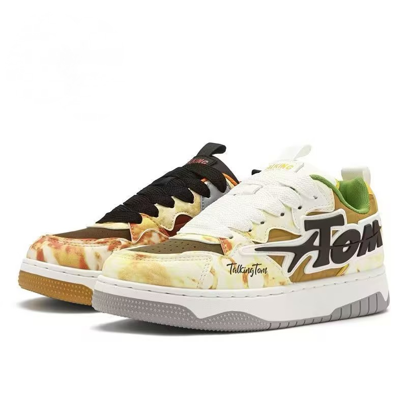 Casual sneakers