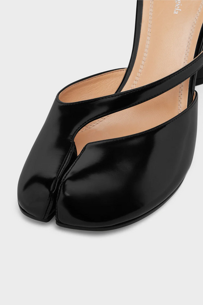 Flat split-toe shoes
