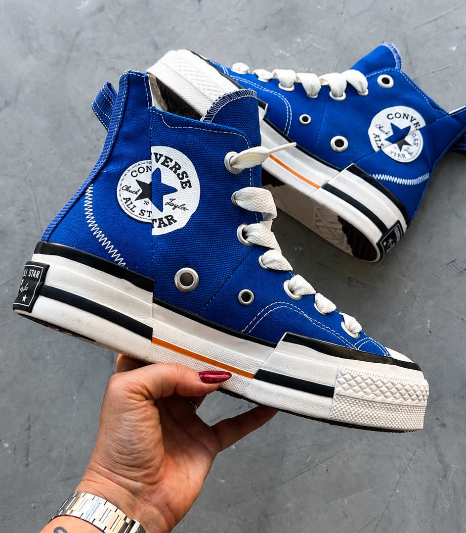 High-top canvas shoes