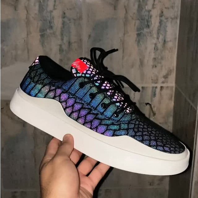 Colorful Scale Casual Shoes