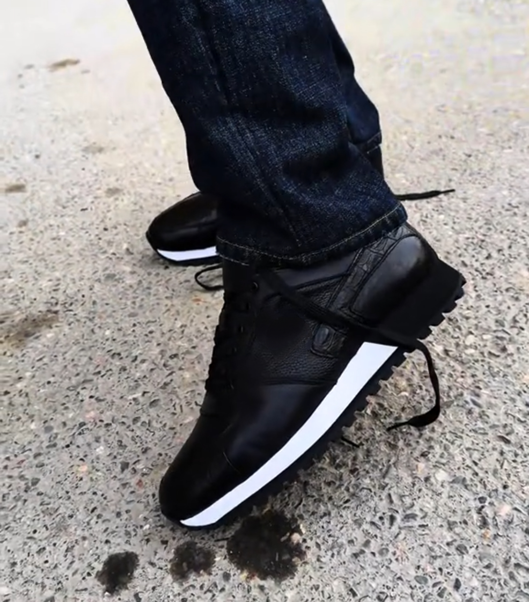 Genuine leather soft-soled casual shoes