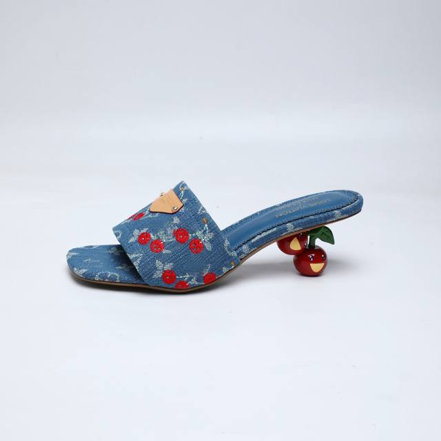 Cherry Low-Heel Slides