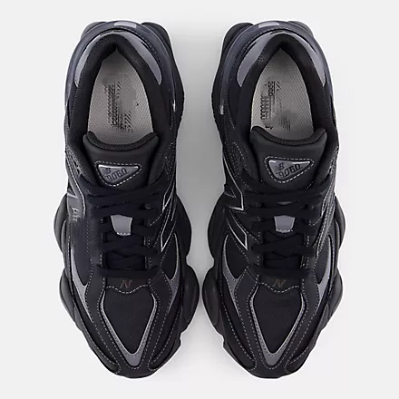 9060 Shock-absorbing sports shoes