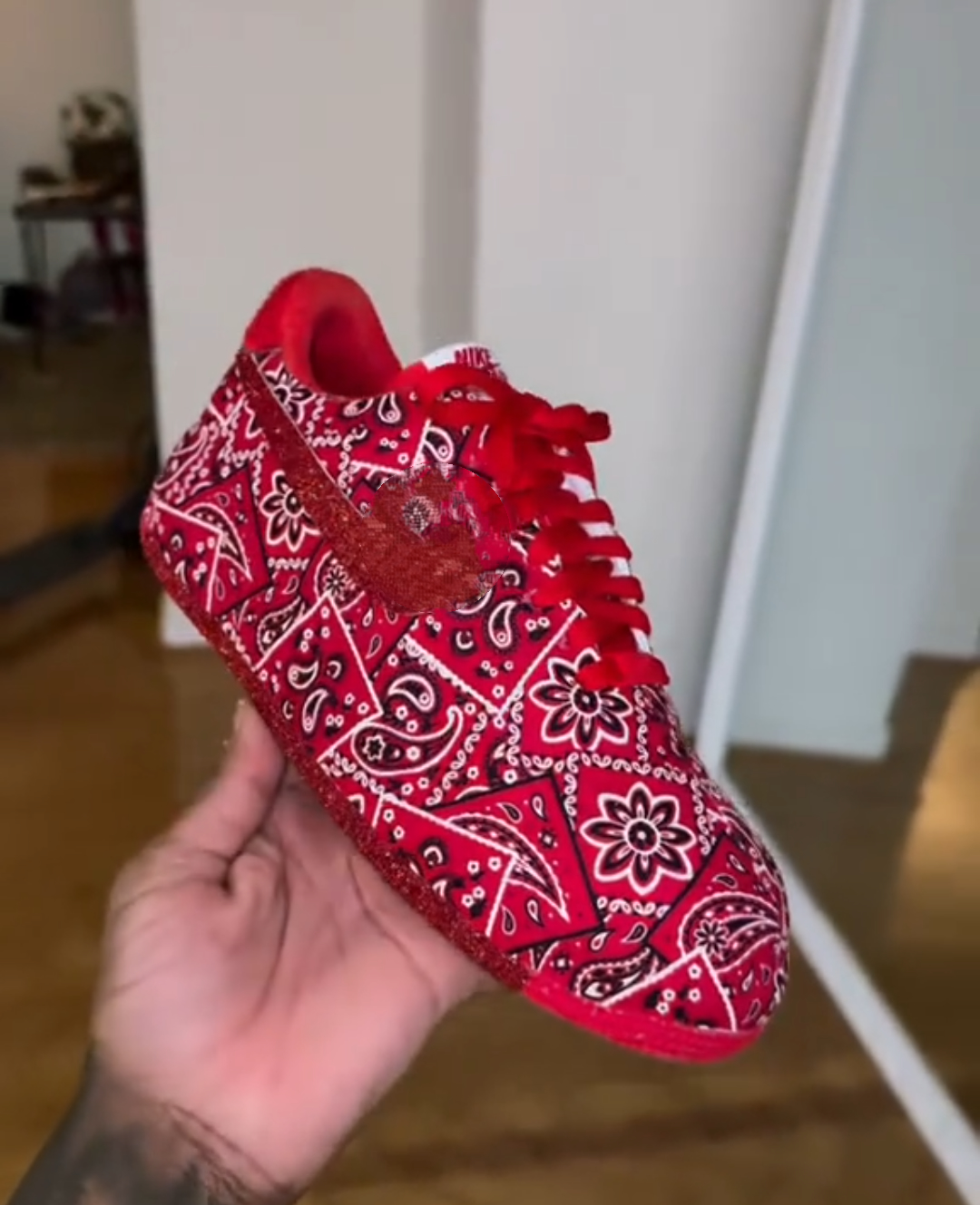 Printed casual sneakers