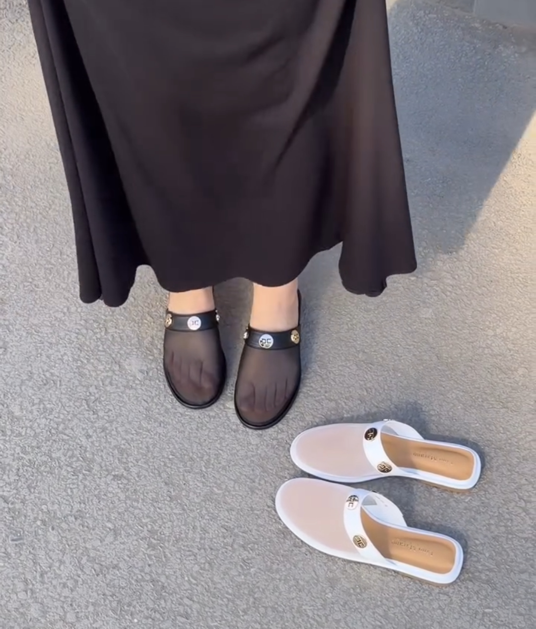 Mesh flat sandals