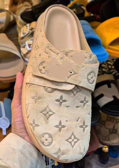 Classic Print Closed-Toe Slippers