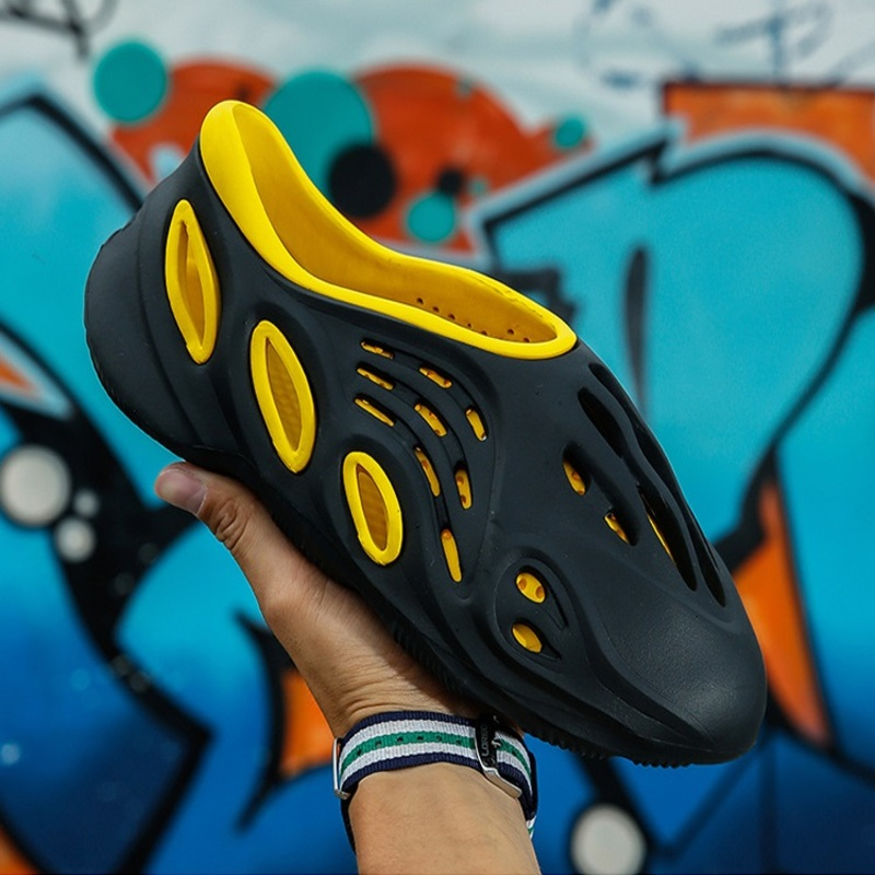 Soft-Soled Cutout Casual Shoes
