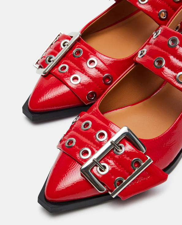 Studded pointed-toe mules
