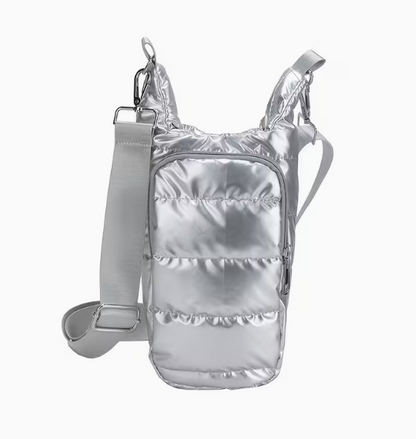 Women's shoulder bag, can hold a water bottle, lined, suitable for various outdoor activities.
