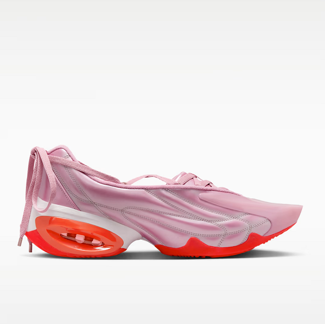 Dreamy Lace-up Sneakers