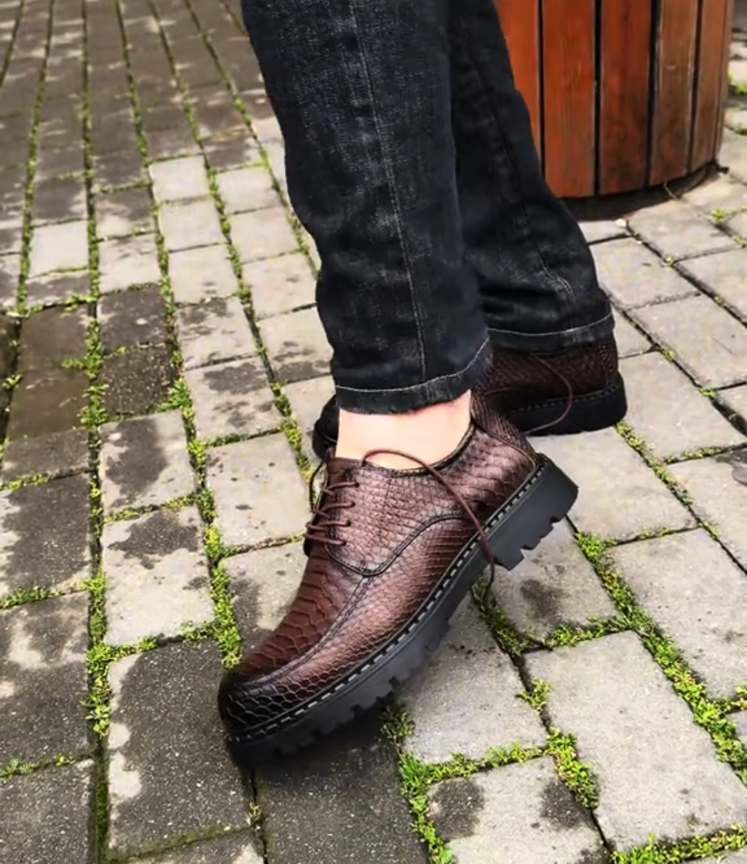Crocodile-Emboss Leather Sneakers