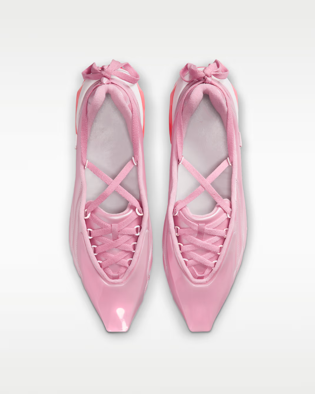 Dreamy Lace-up Sneakers
