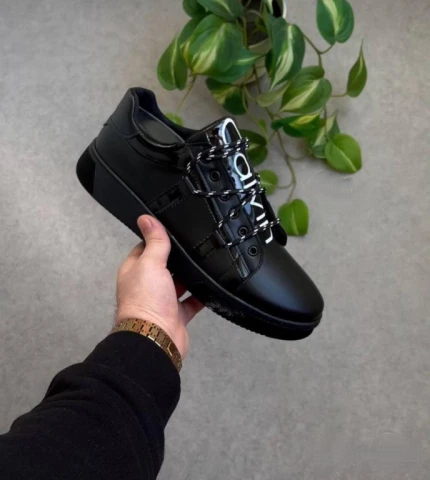 Genuine leather casual sneakers