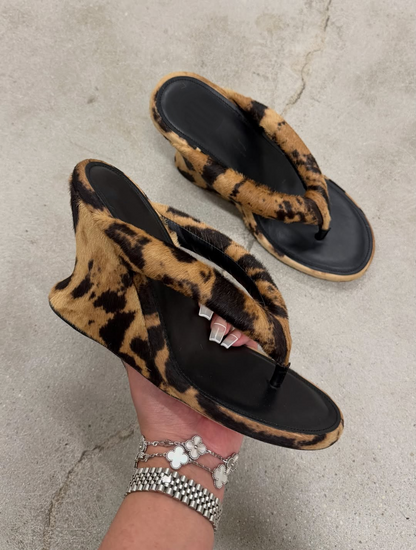 Wedge heels