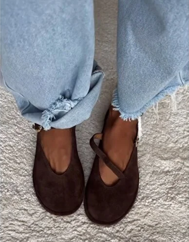Round-toe Ballet Flats